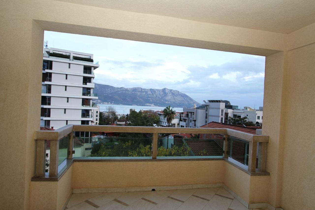Luxury Apartment Big Blue Budva Eksteriør billede