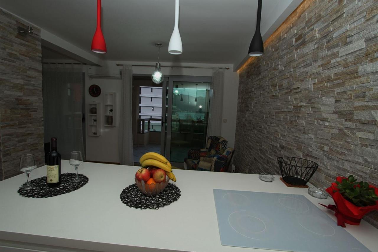 Luxury Apartment Big Blue Budva Eksteriør billede